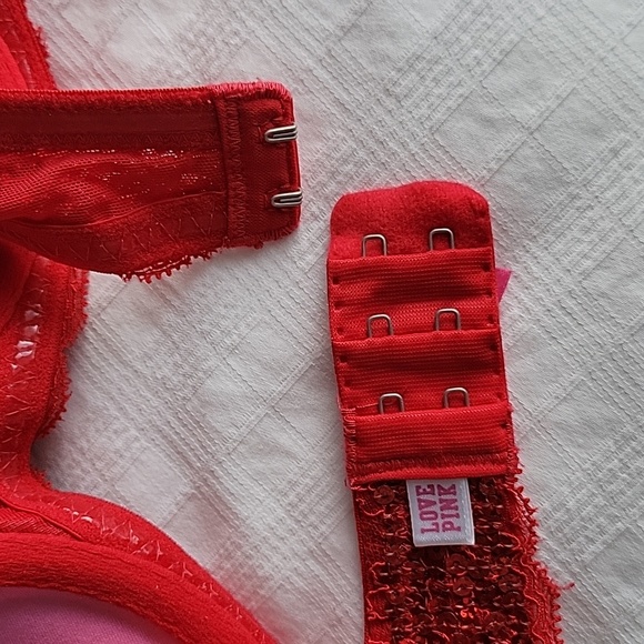 VS PINK red sequins bra - Picture 5 of 6